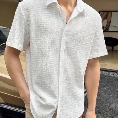 Chemise à manches courtes décontractée pour hommes avec tissu texturé Chic und Stil