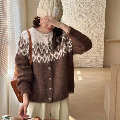 Dames gros tricot cardigan avec motif Fair-Isle géométrique et élégante patte de boutonnage Chic und Stil