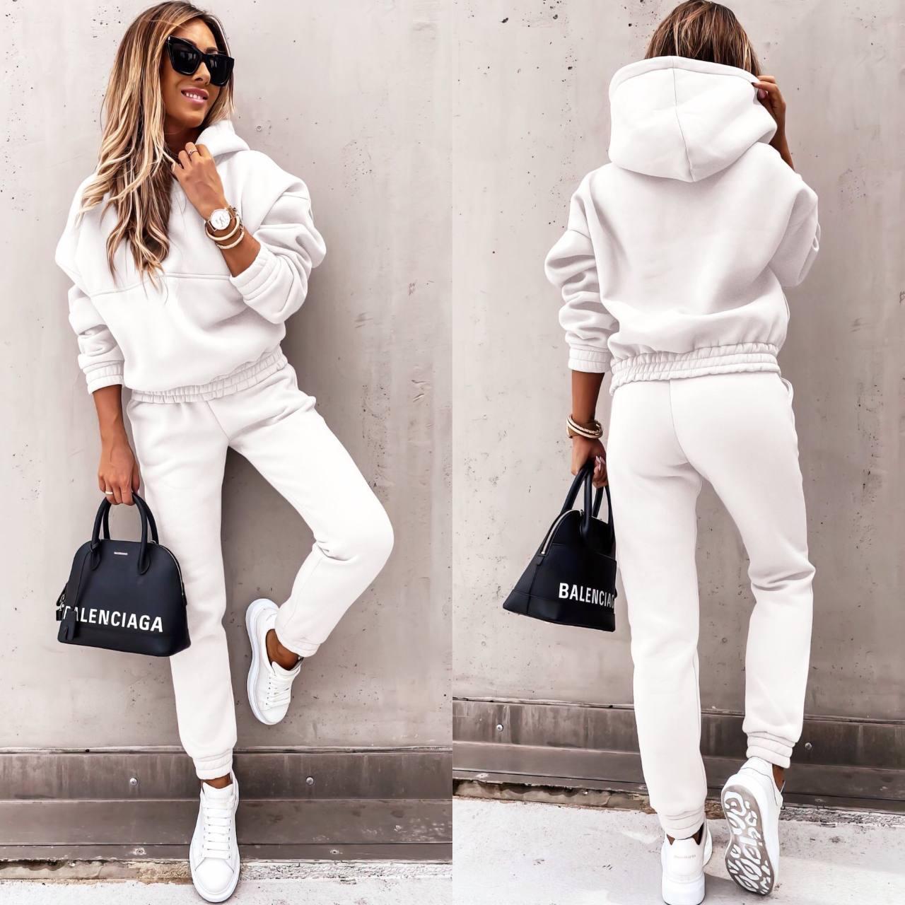 Casual women’s jogging set in soft material with high waist Chic and Style
