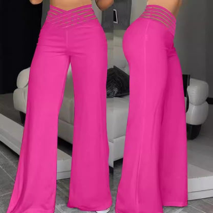 Wide leg pants for women with a trendy grid design Chic und Stil