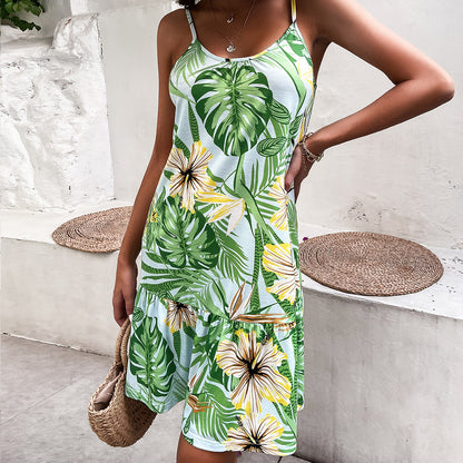 Robe d'été tropicale pour femmes avec des détails en chiffon et en volants Chic und Stil