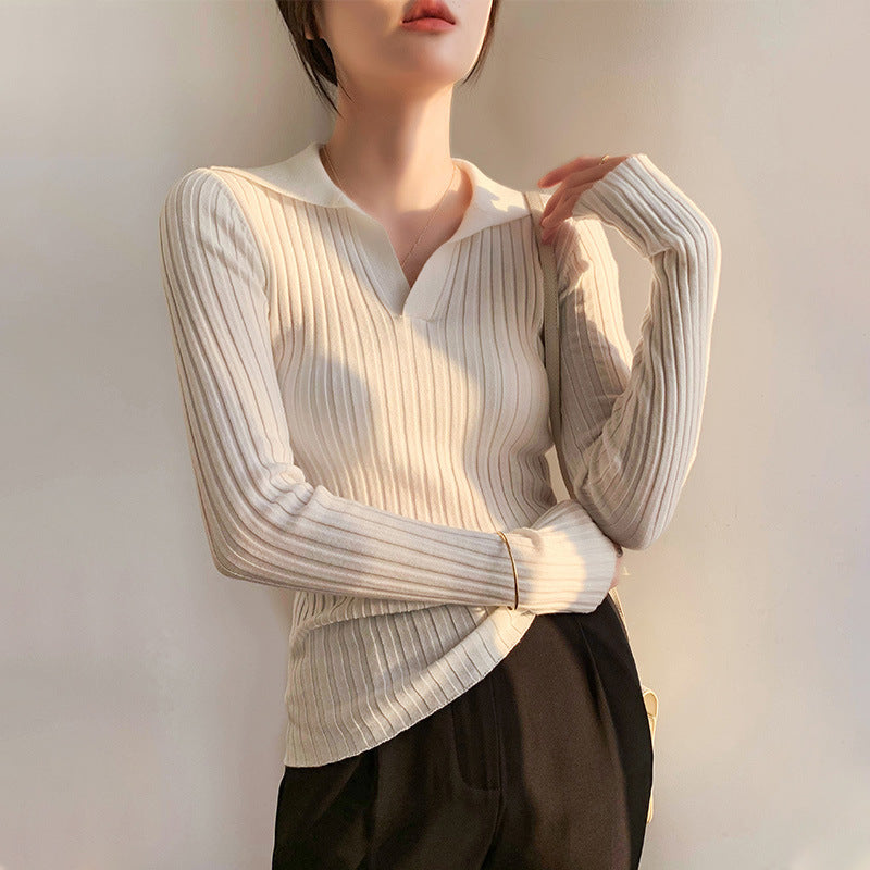 Pull en maille côtelée pour femmes avec col et décolleté en V Chic und Stil