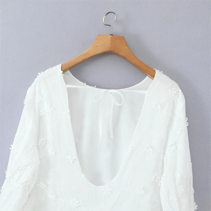 Robe blouse aérienne pour femmes avec broderies florales et manches volantées Chic und Stil