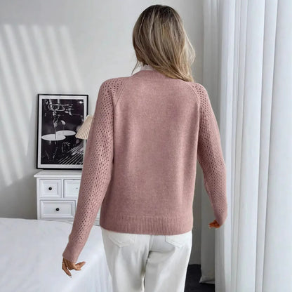 Pull en tricot fin pour femmes avec des inserts en crochet Chic und Stil