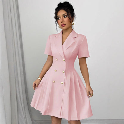 Robe plissée élégante à double boutonnage pour femmes Chic und Stil