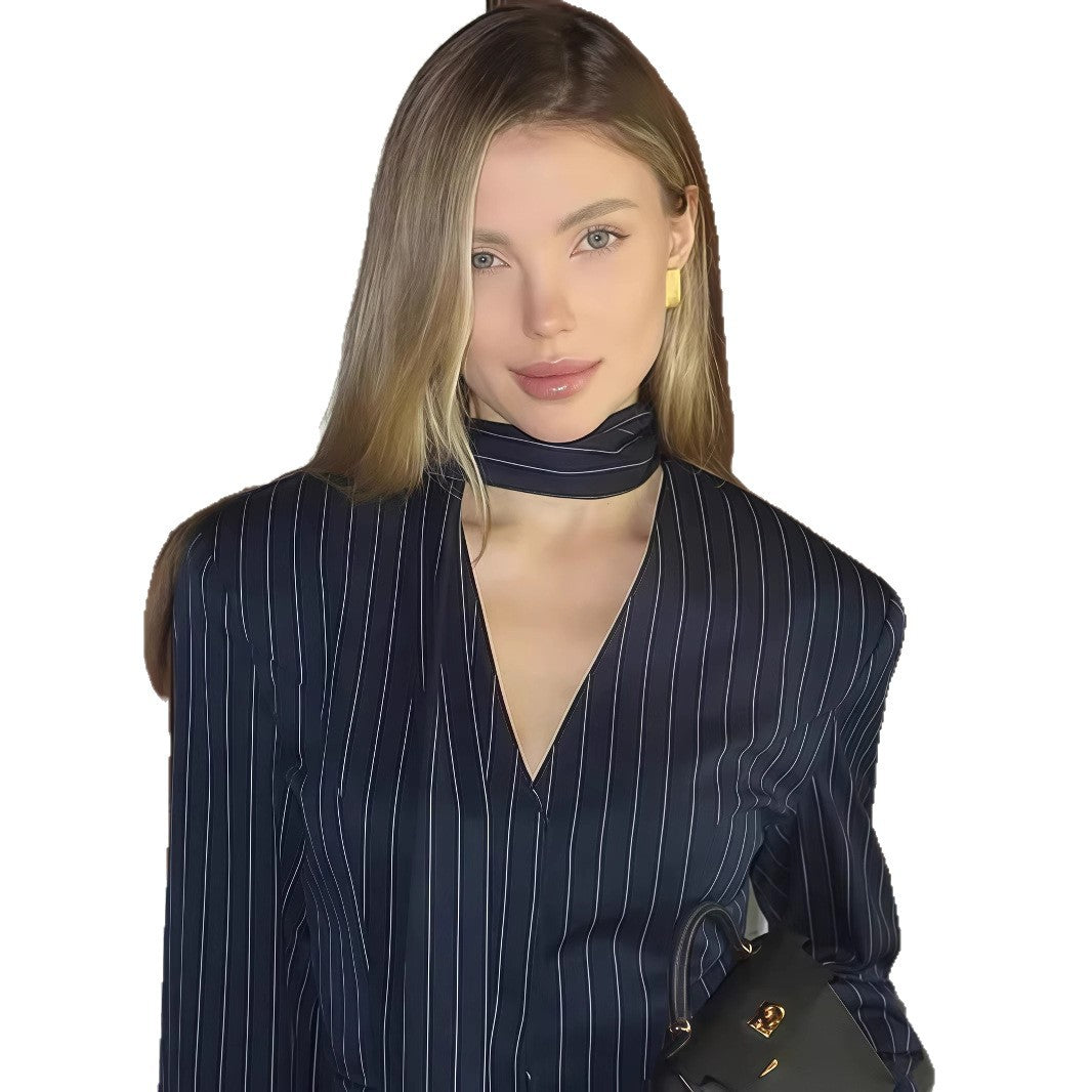 Dames Élégante blouse rayée avec décolleté en V flatteur et ceinture fine Chic und Stil