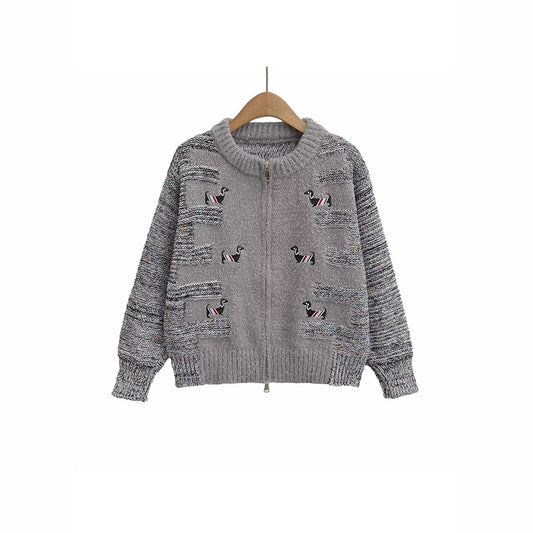 Dame gilet en tricot avec motif d'oiseau coloré Chic und Stil