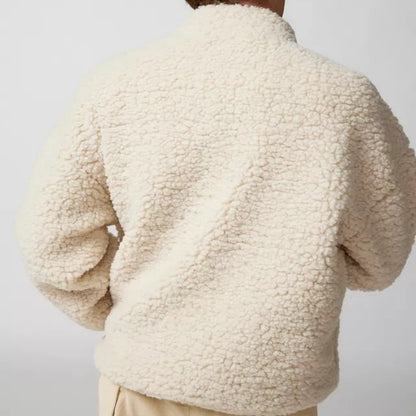 Cozy fleece pullover for women with high collar and half-zip Chic und Stil