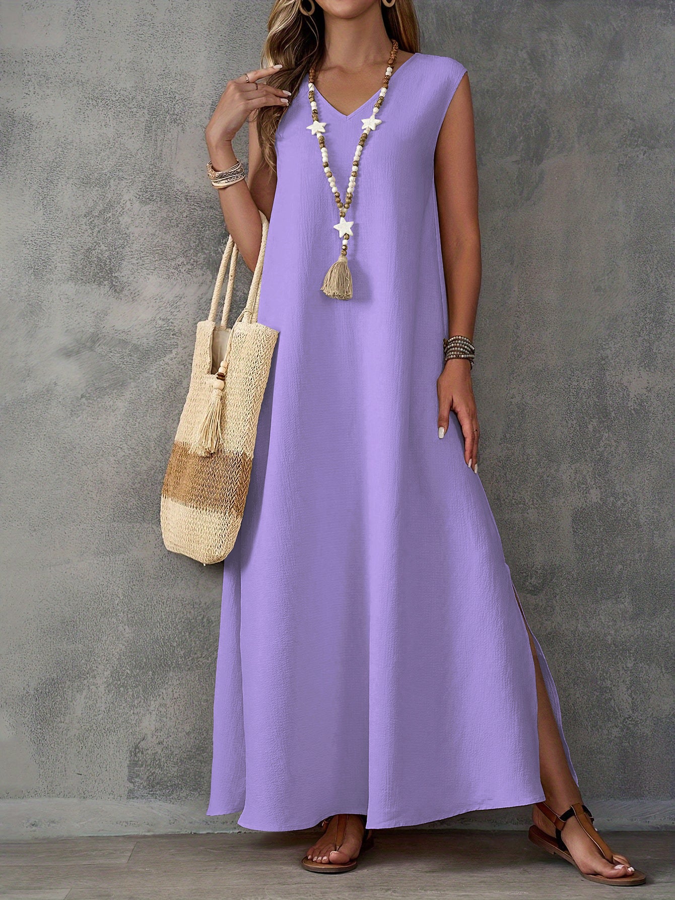 Robe de plage maxi pour femmes avec un élégant décolleté en V et une fente latérale Chic und Stil