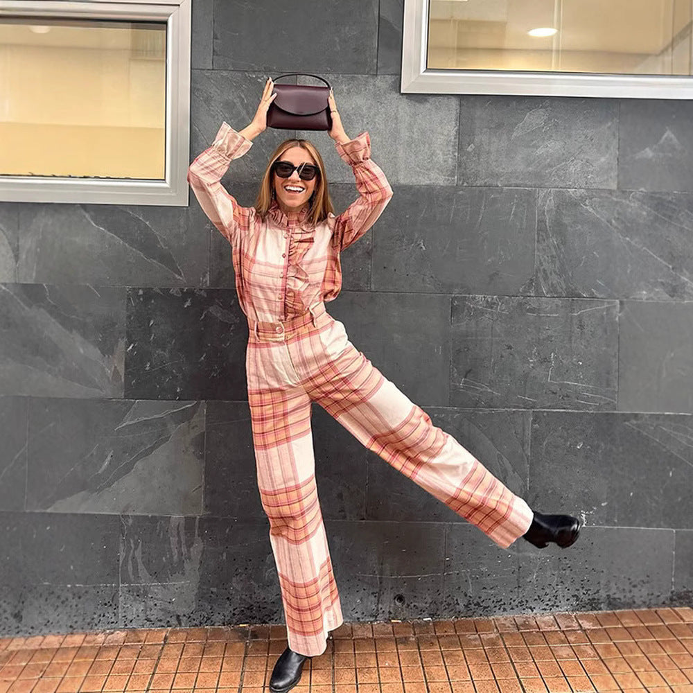 Combinaison à carreaux pour femmes avec ceinture et volants Chic und Stil