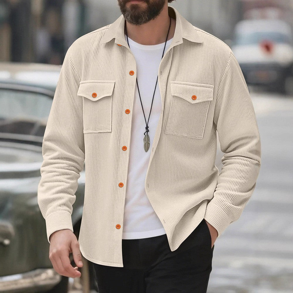 Chemise en velours côtelé pour hommes avec poches poitrine doubles et coupe moderne Chic und Stil