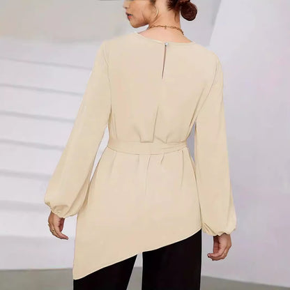 Dames élégant haut avec ourlet asymétrique et cintrage Chic und Stil
