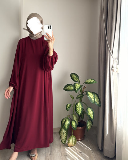Robe maxi élégante pour dames avec des manches volumineuses et une coupe fluide Chic und Stil
