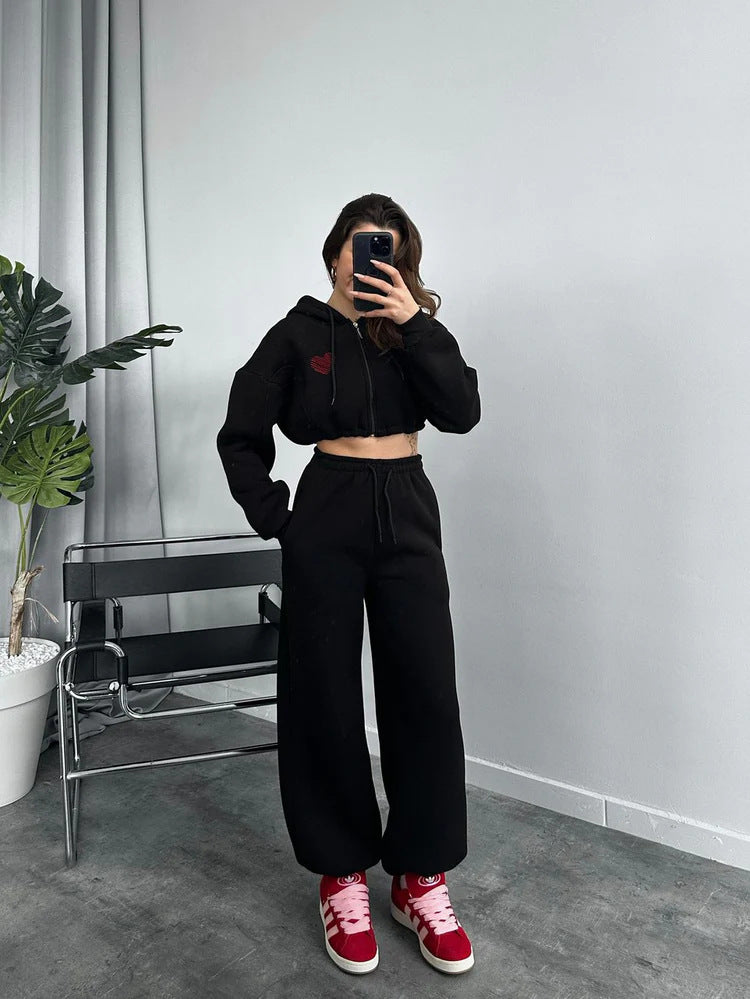 Ladies cropped hoodie and casual jogger pants Chic and Style