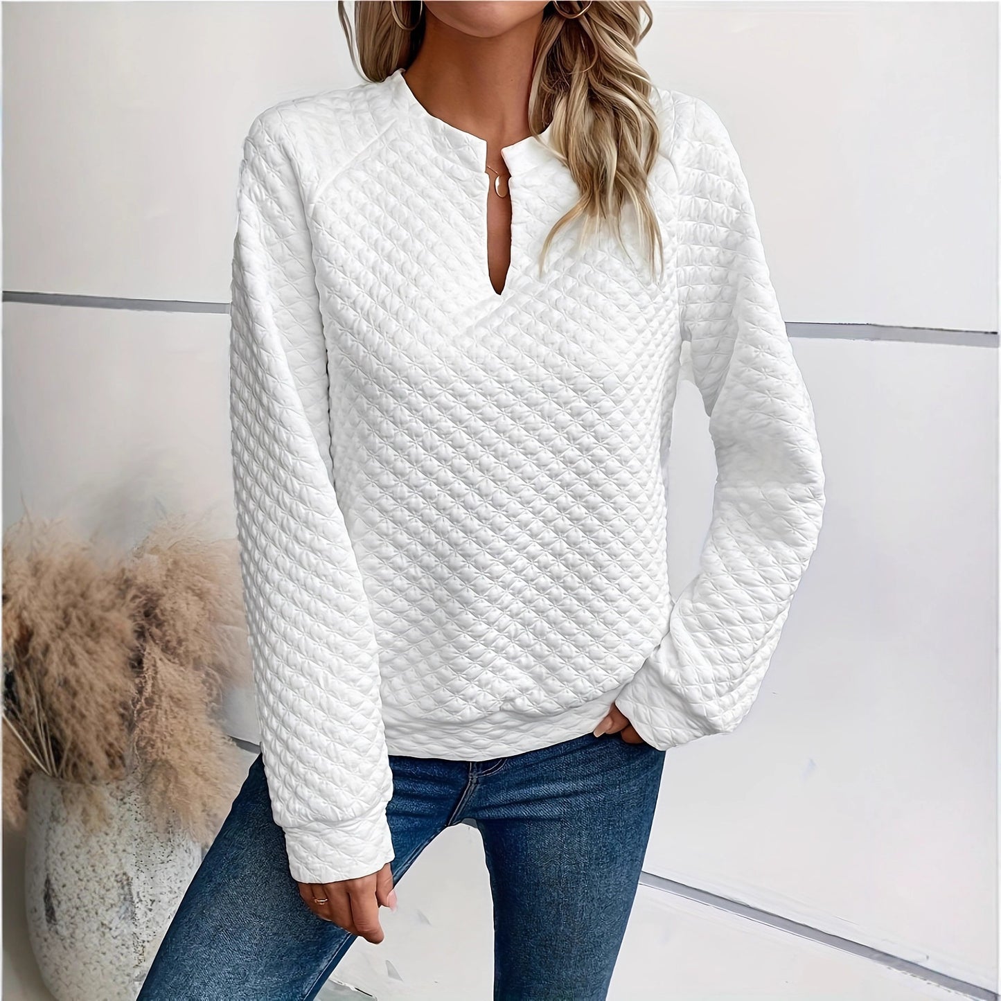 Pull en tricot pour femmes avec un motif texturé et un décolleté en V à la mode Chic und Stil