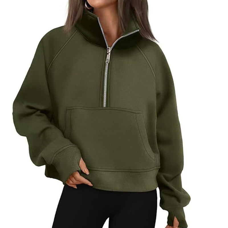 Casual women's pullover with short zipper and kangaroo pocket Chic and Style