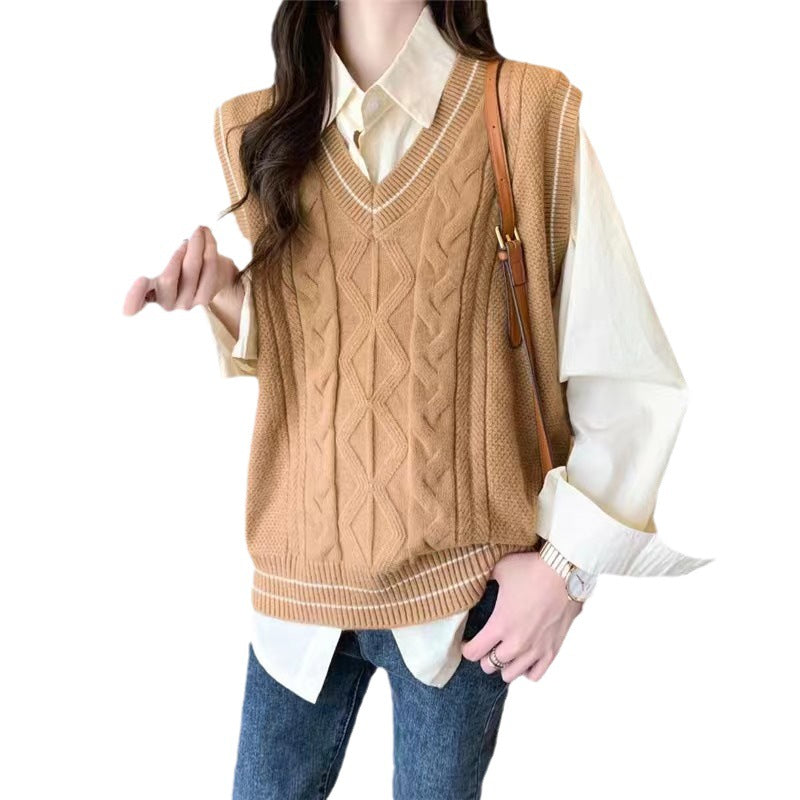 Pull en tricot pour femmes avec décolleté en V et motif de tresses géométriques Chic und Stil