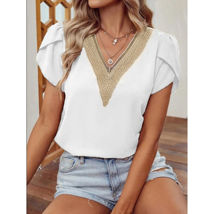 Blouse élégante à encolure en V pour dames avec des ornements en dentelle Chic und Stil