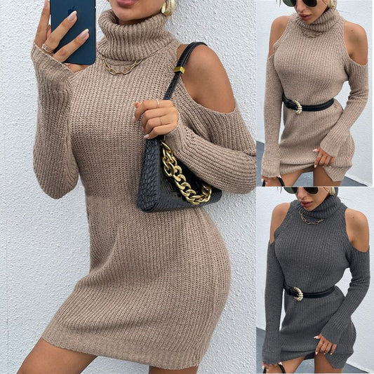 Robe tricotée pour femmes avec un élégant col roulé et des épaules dénudées Chic und Stil