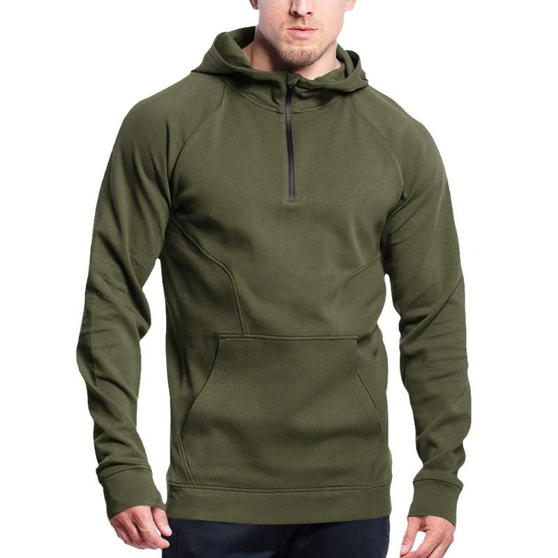 Functional hoodie for men with zipper and practical kangaroo pocket Chic and Style