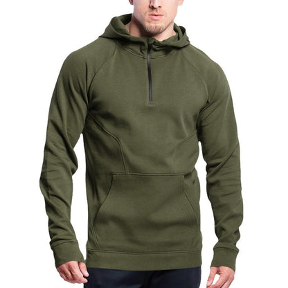 Functional hoodie for men with zipper and practical kangaroo pocket Chic and Style