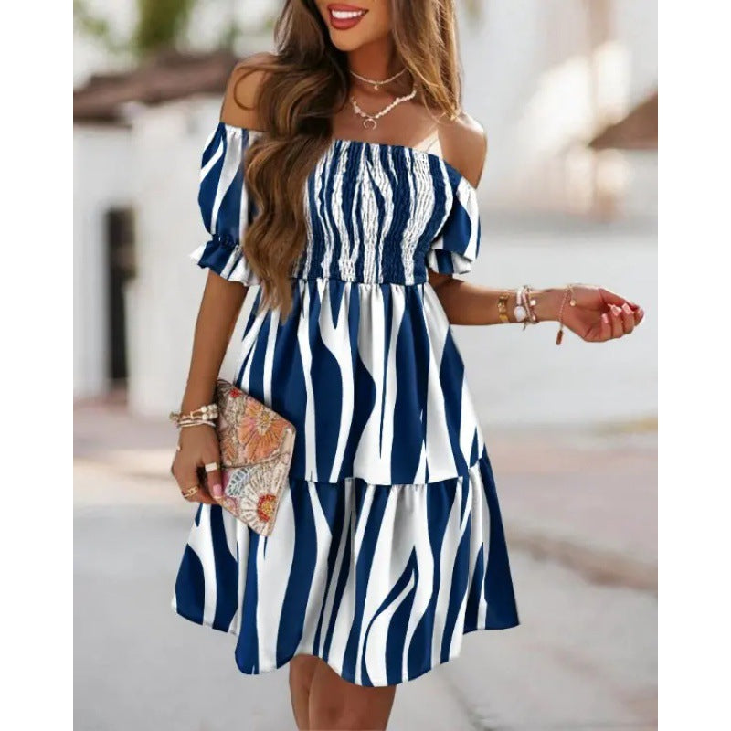 Robe à volants florale décolletée pour femmes Chic und Stil