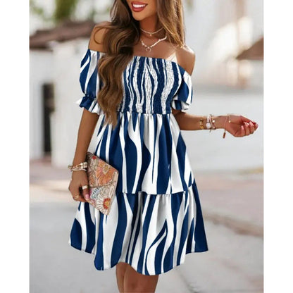 Robe à volants florale décolletée pour femmes Chic und Stil