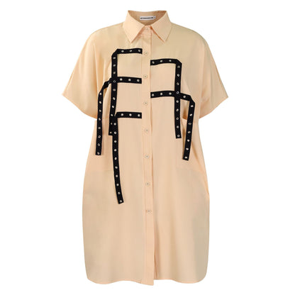 Chemisier oversize pour femmes avec des détails tendance et des bretelles contrastées Chic und Stil