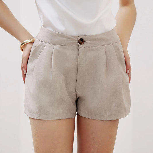 Shorts chino élégants pour femmes avec plis décoratifs et taille élégante Chic und Stil