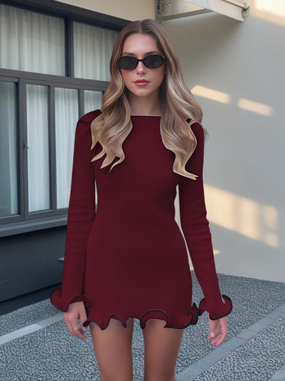 Dames Élégante robe mini avec des manches volantes sculpturales et une coupe ajustée Chic und Stil