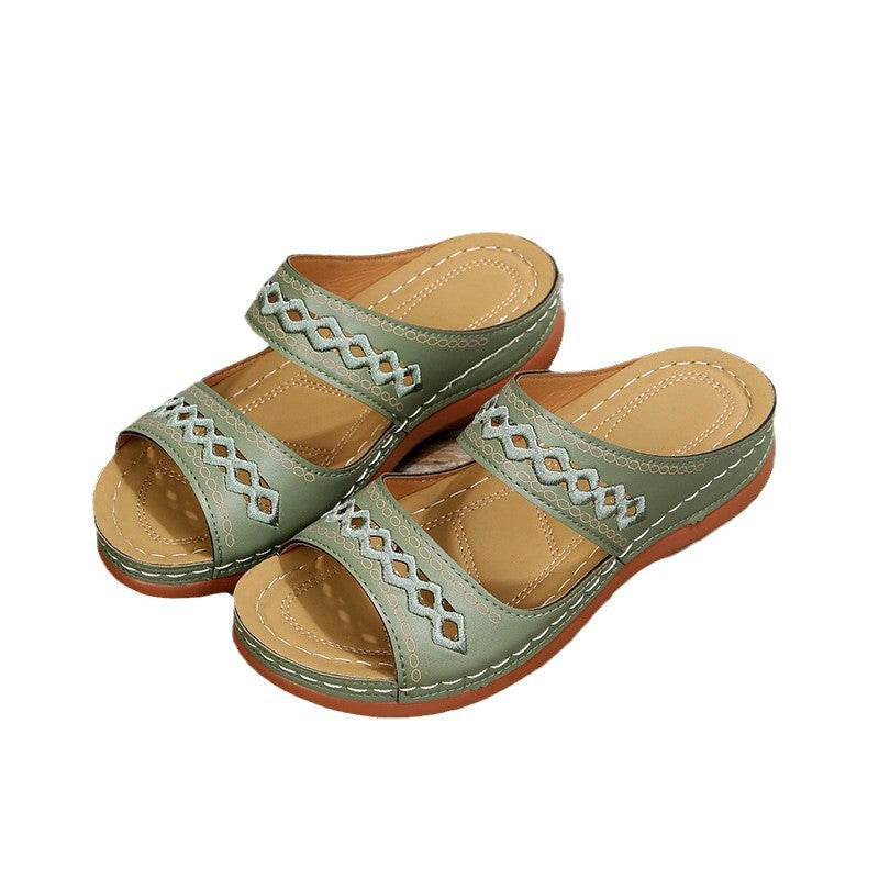 Sandales confortables pour femmes avec sangles réglables et semelle ergonomique Chic und Stil