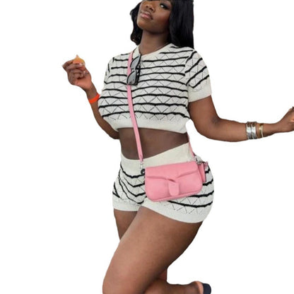 Women Stylish Short Sleeve Crop Top and Shorts Set with Refined Pattern Chic and Style