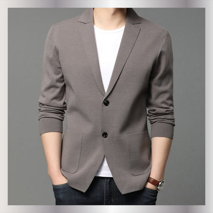 Blazer en tricot pour hommes avec des détails de boutons élégants et des poches pratiques Chic und Stil
