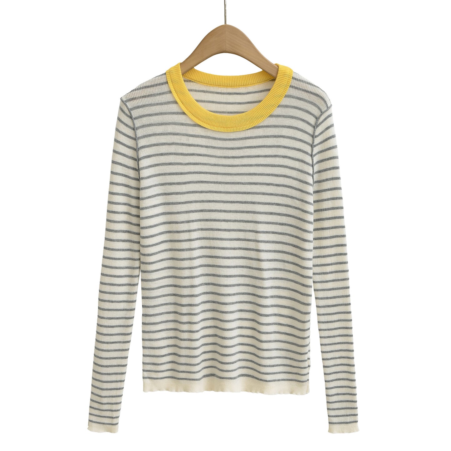 Pull-over à manches longues rayé pour femmes avec col rond Chic und Stil