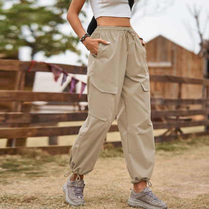 Women's cargo pants with practical pockets and elastic waistband Chic und Stil