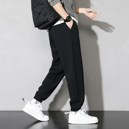 Casual sweatpants for men with elastic waistband and side pockets Chic and Style