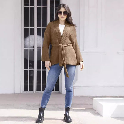 Dames gros tricot cardigan avec ceinture à la taille et devant ouvert Chic und Stil