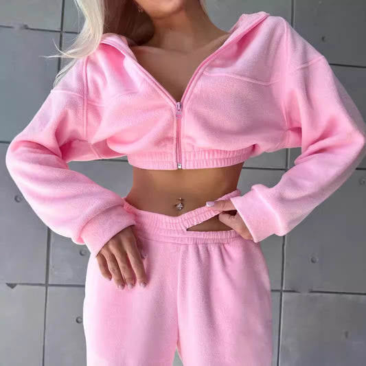 Ladies' fleece sports set with short hooded sweatshirt and elastic pants Chic und Stil