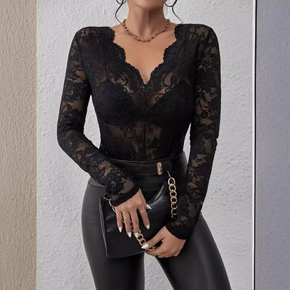 Body en dentelle pour femmes avec décolleté en V et manches longues Chic und Stil