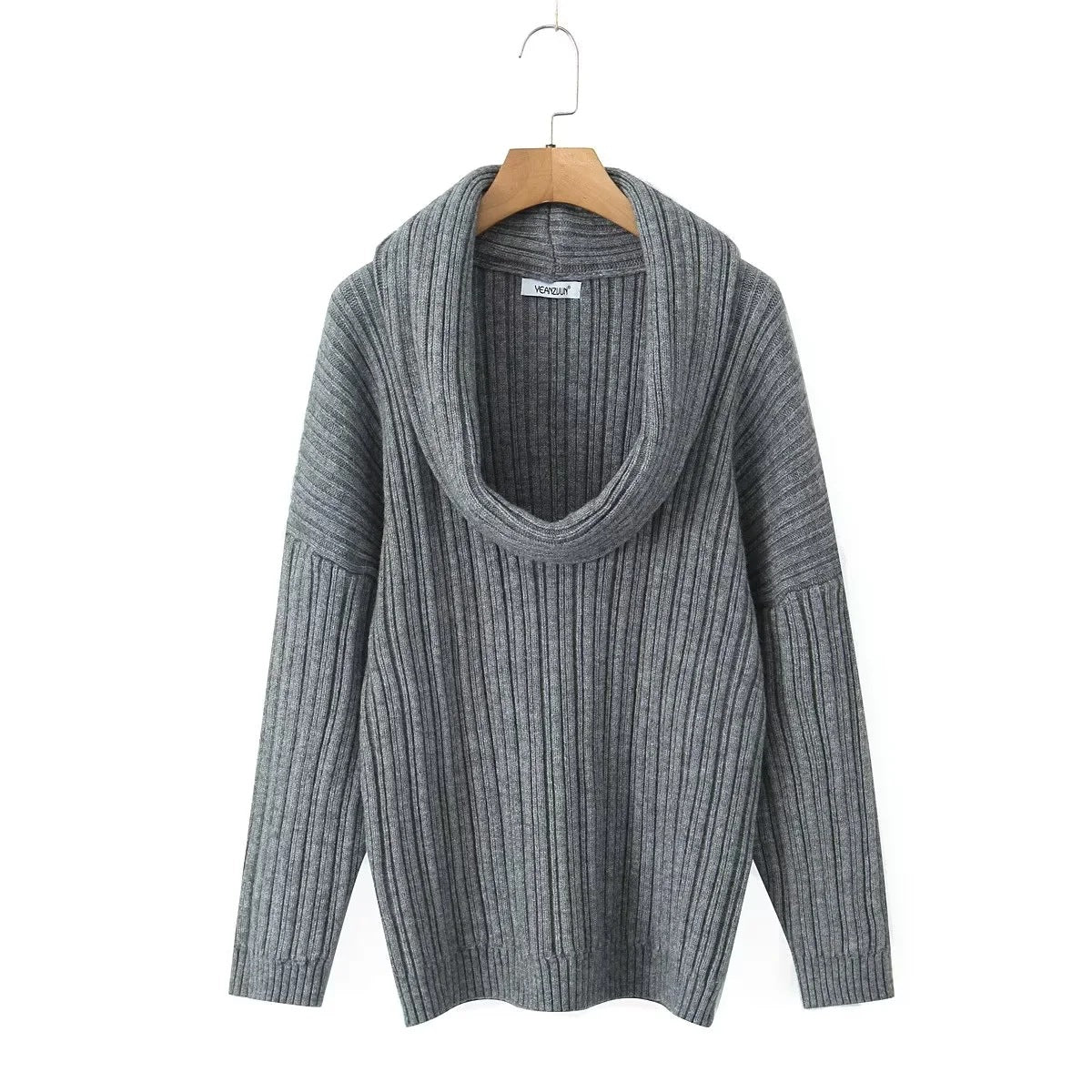 Pull femme avec col roulé large et design côtelé structuré Chic und Stil