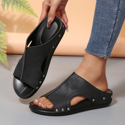 Sandales confortables à enfiler pour dames avec un design découpé à la mode et un élégant motif en strass Chic und Stil