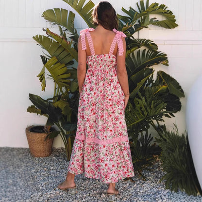 Robe maxi femme avec motifs floraux et empiècement en dentelle ludique Chic und Stil