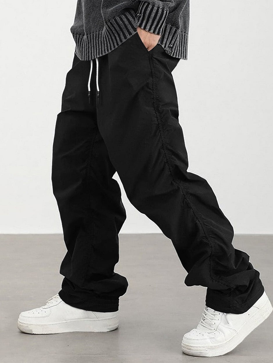 Casual cargo pants for men with elastic waist and practical pockets Chic and Style