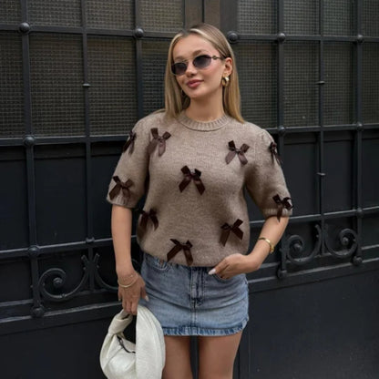 Pull en tricot pour femmes avec des détails décoratifs en forme de nœud Chic und Stil