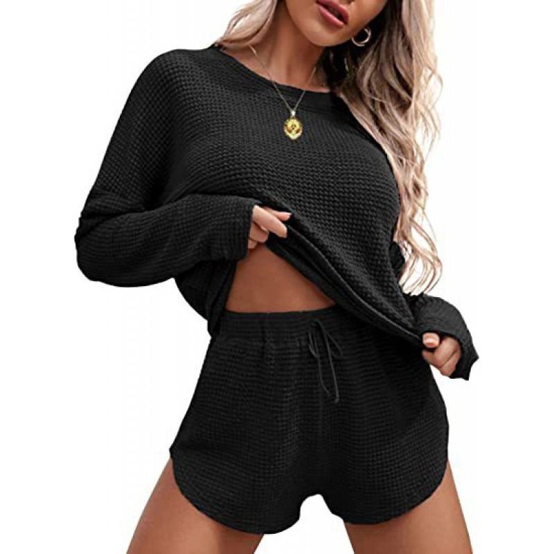 Ensemble décontracté en tricot gaufré pour femmes avec top court confortable et shorts Chic und Stil