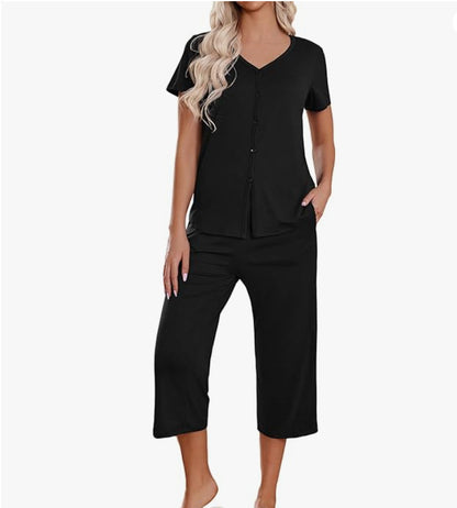 Women's pajamas set with short sleeves and comfortable pants Chic and Style