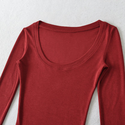 Chemisier à manches longues pour femmes avec un col rond élégant et une coupe cintrée Chic und Stil