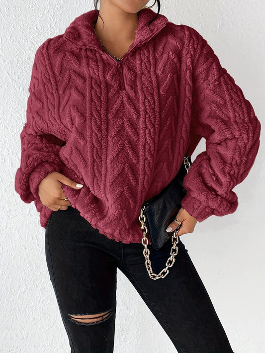 Pull femme en polaire avec col haut et design structuré Chic und Stil