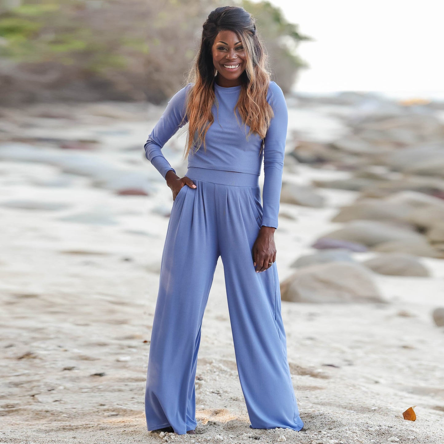 Combinaison pour femmes avec une coupe de jambe large et des manches longues Chic und Stil