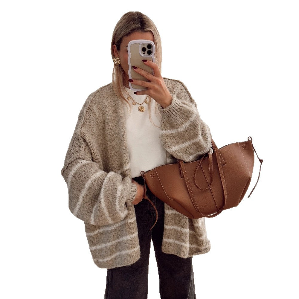Dames pull long oversized avec design rayé et manches volumineuses Chic und Stil